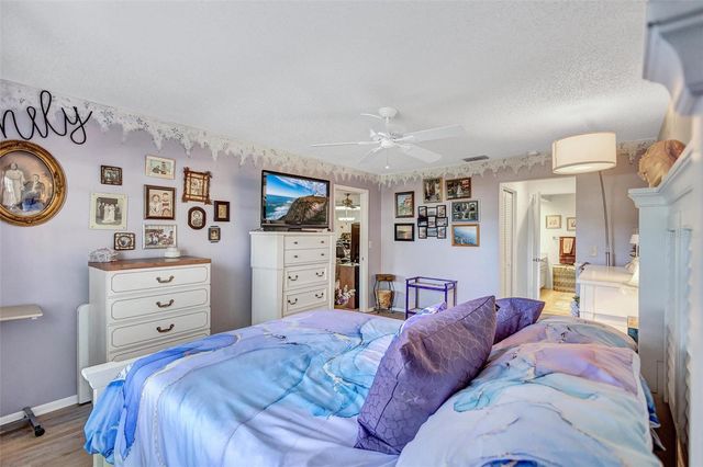 2231 LARK CIRCLE E F, Palm Harbor, FL 34684