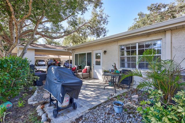 2231 LARK CIRCLE E F, Palm Harbor, FL 34684