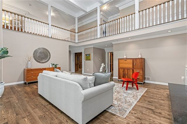 609 Lincoln Rd., Bradford Woods, PA 15015