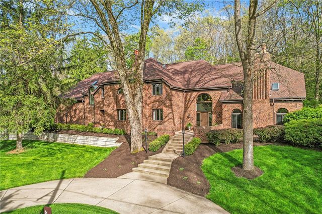 609 Lincoln Rd., Bradford Woods, PA 15015