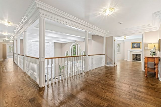 609 Lincoln Rd., Bradford Woods, PA 15015