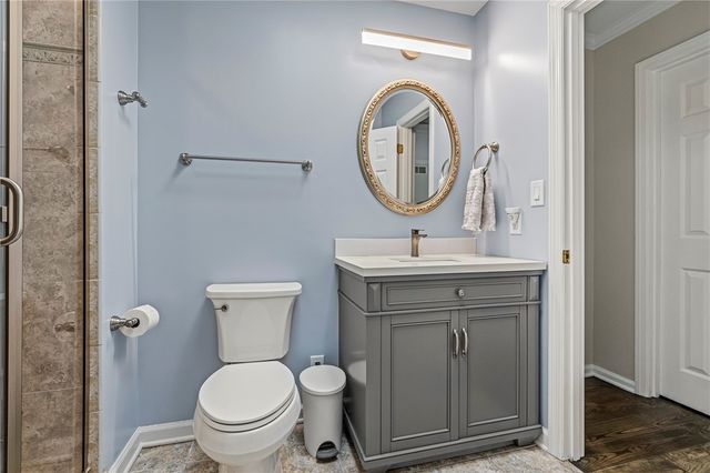 609 Lincoln Rd., Bradford Woods, PA 15015