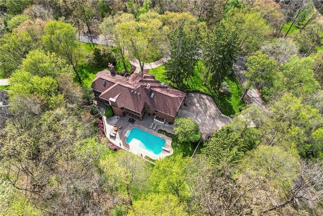 609 Lincoln Rd., Bradford Woods, PA 15015