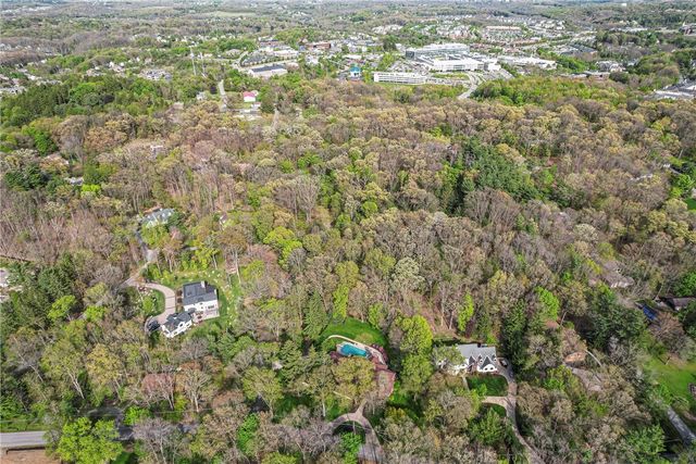 609 Lincoln Rd., Bradford Woods, PA 15015