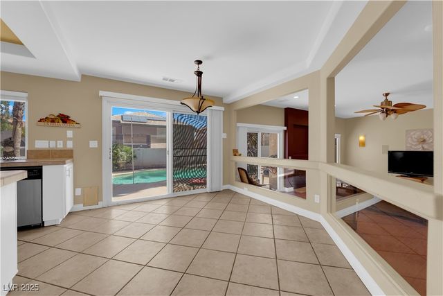 9852 Snowy Canyon Court, Las Vegas, NV 89183