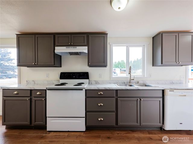 8903 336th Street S, Roy, WA 98580