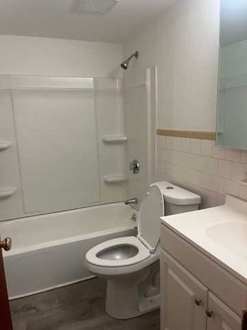 95 Nahant Streeet 16, Lynn, MA 01902