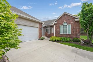 1902 NW 126th Street, Clive, IA 50325