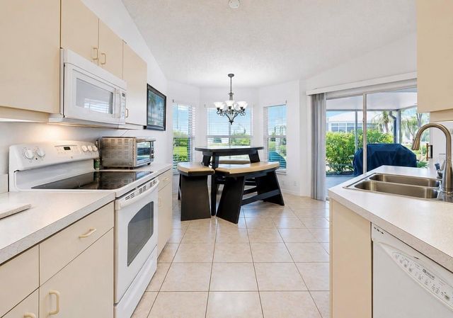 2240 W DEL WEBB BOULEVARD 163, Sun City Center, FL 33573