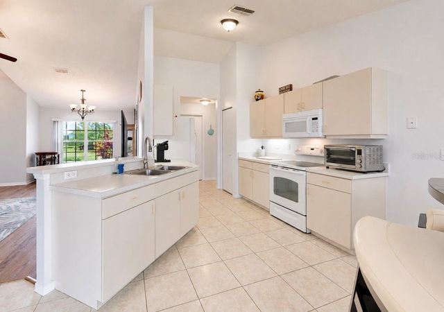 2240 W DEL WEBB BOULEVARD 163, Sun City Center, FL 33573