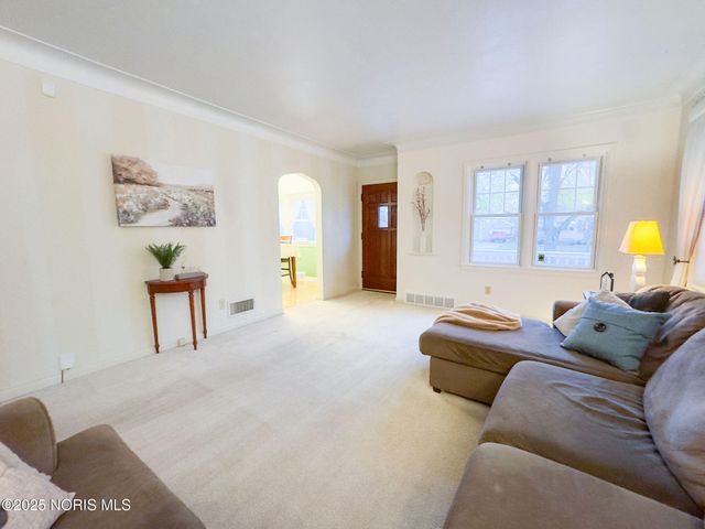 4125 Rugby Drive, Toledo, OH 43614