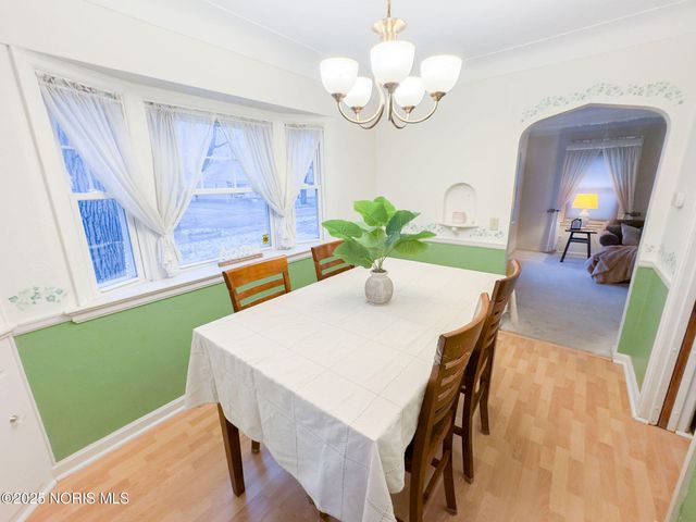 4125 Rugby Drive, Toledo, OH 43614