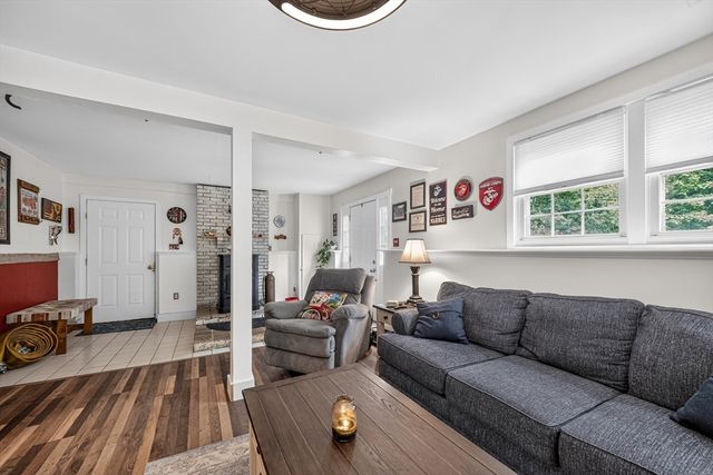 165 Pepperell Rd, Groton, MA 01450