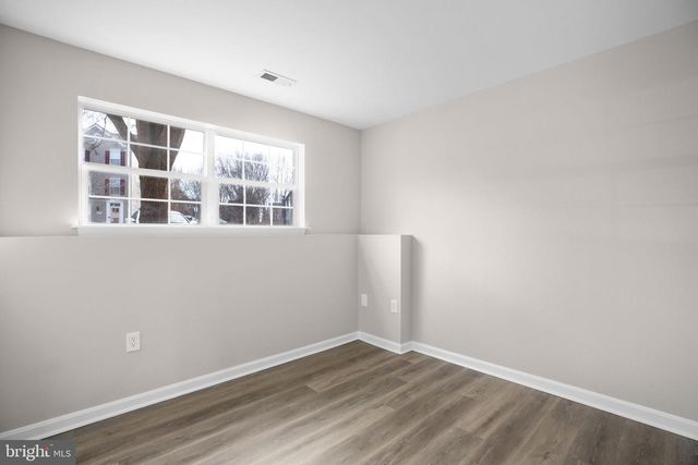 10260 MAGNOLIA GROVE DR, Manassas, VA 20110