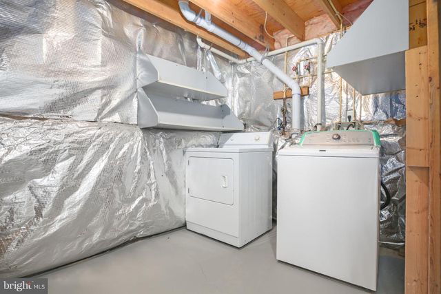 10260 MAGNOLIA GROVE DR, Manassas, VA 20110