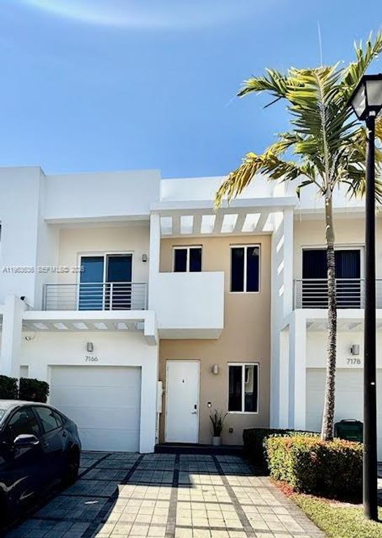 7166 NW 103rd Path 7166, Doral, FL 33178