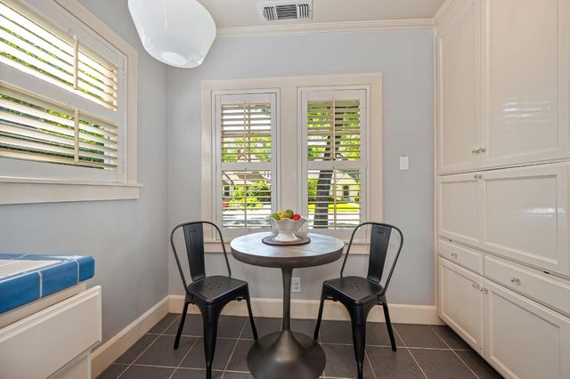 2509 8th Ave, Sacramento, CA 95818