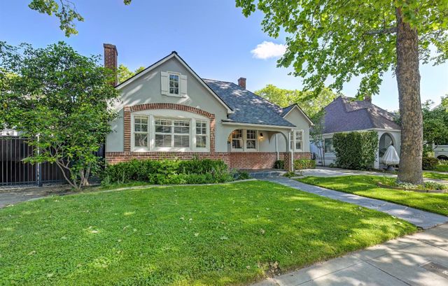 2509 8th Ave, Sacramento, CA 95818