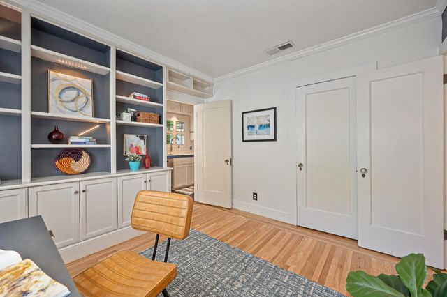 2509 8th Ave, Sacramento, CA 95818