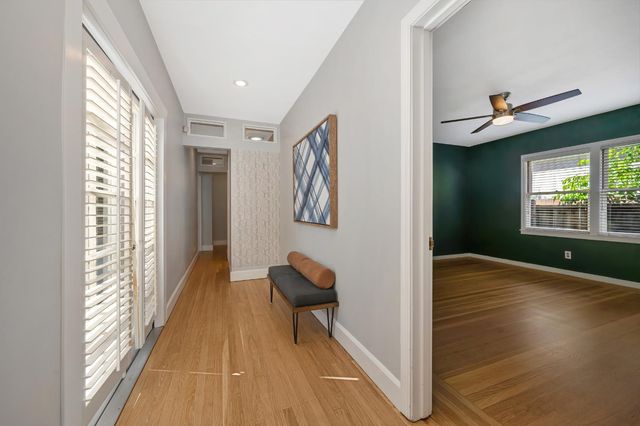 2509 8th Ave, Sacramento, CA 95818