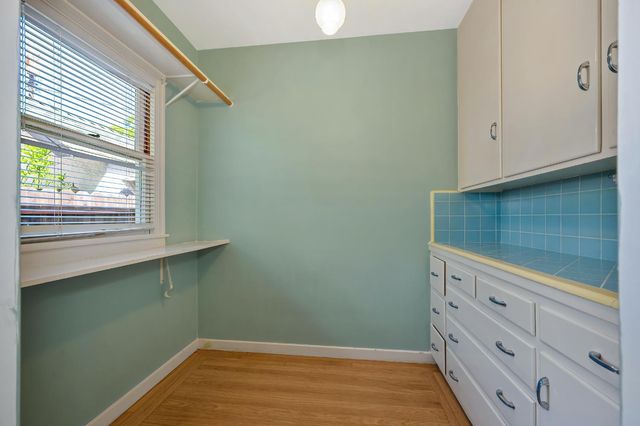 2509 8th Ave, Sacramento, CA 95818