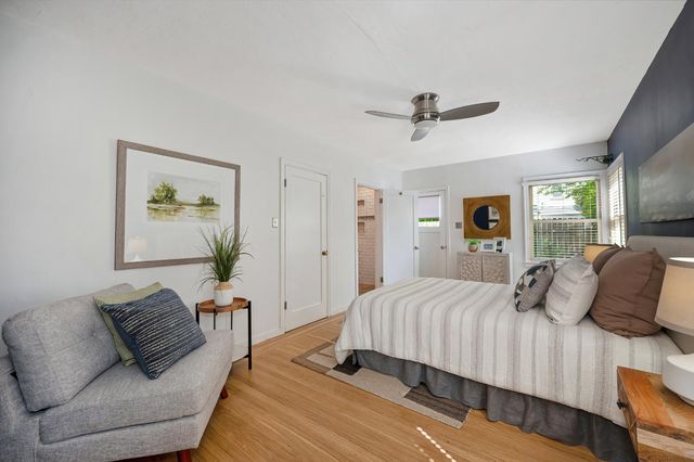 2509 8th Ave, Sacramento, CA 95818