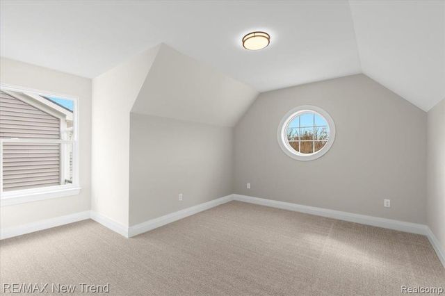 209 Mountain View Lane, Milford, MI 48381