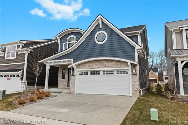 209 Mountain View Lane, Milford, MI 48381