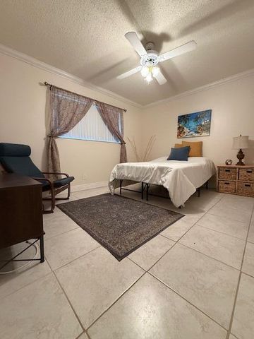 3581 Inverrary Drive Unit 103, Lauderhill, FL 33319