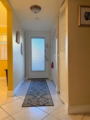 3581 Inverrary Drive Unit 103, Lauderhill, FL 33319