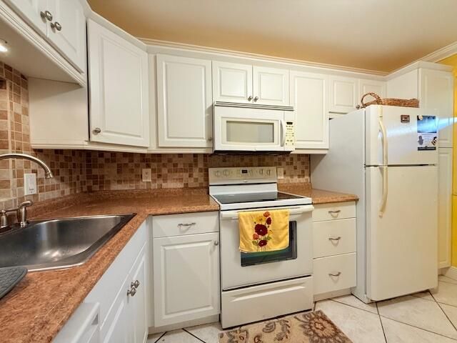 3581 Inverrary Drive Unit 103, Lauderhill, FL 33319