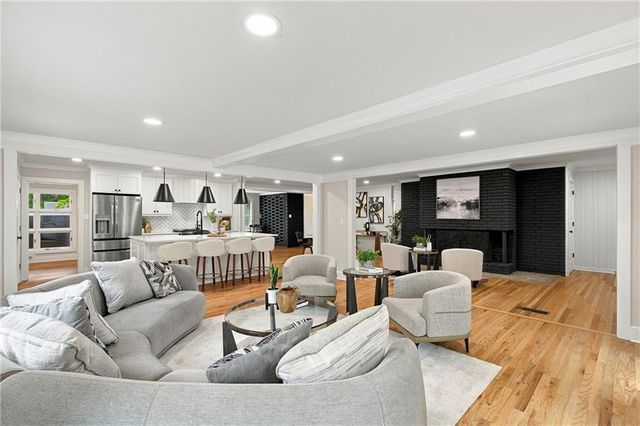 1988 Brewer Boulevard SW, Atlanta, GA 30310