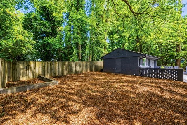 1988 Brewer Boulevard SW, Atlanta, GA 30310