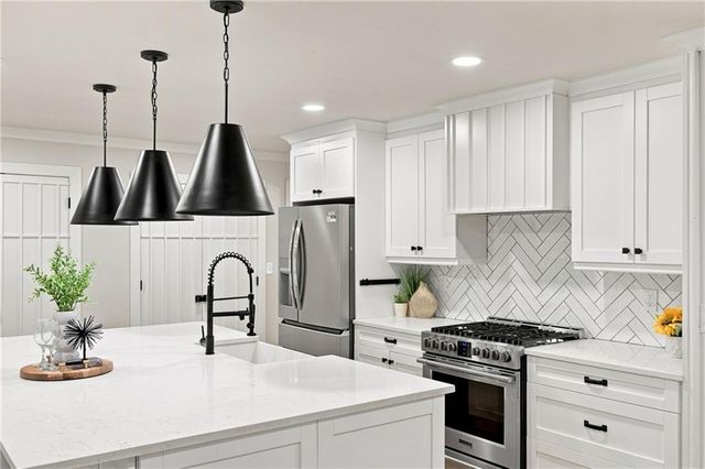 1988 Brewer Boulevard SW, Atlanta, GA 30310