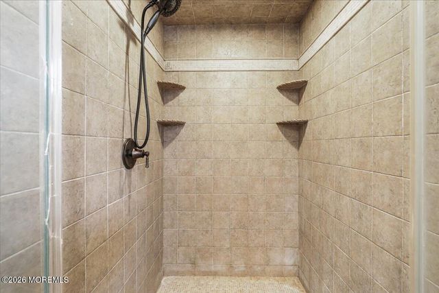 5 Pine Lane, Marlboro, NJ 07746