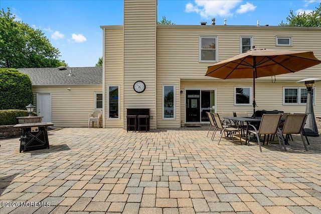 5 Pine Lane, Marlboro, NJ 07746