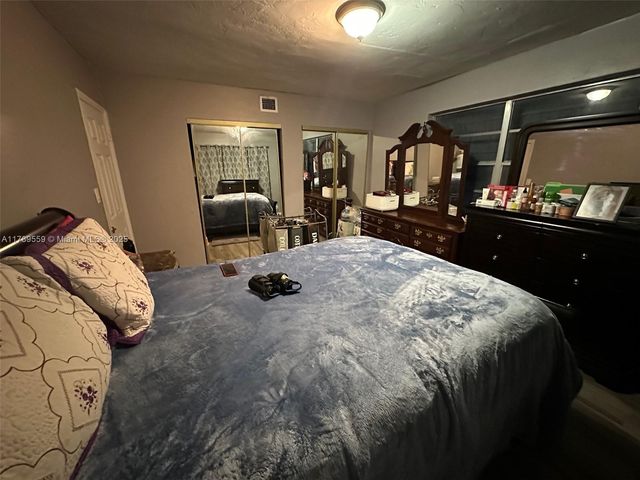 100 Virginia Rd, West Park, FL 33023