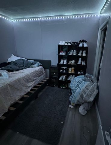 100 Virginia Rd, West Park, FL 33023