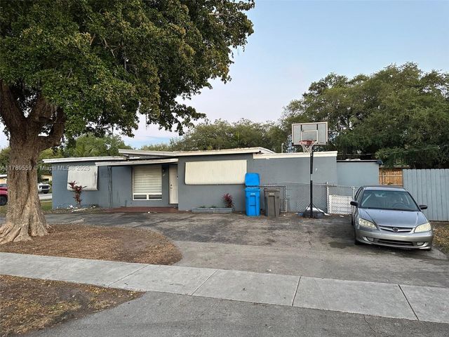 100 Virginia Rd, West Park, FL 33023