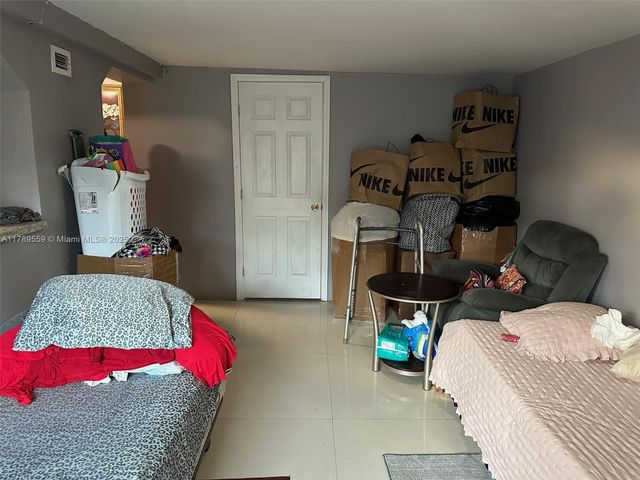 100 Virginia Rd, West Park, FL 33023