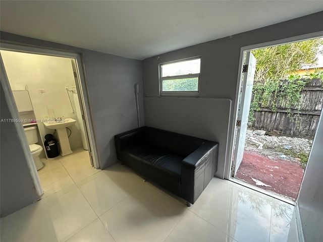 100 Virginia Rd, West Park, FL 33023