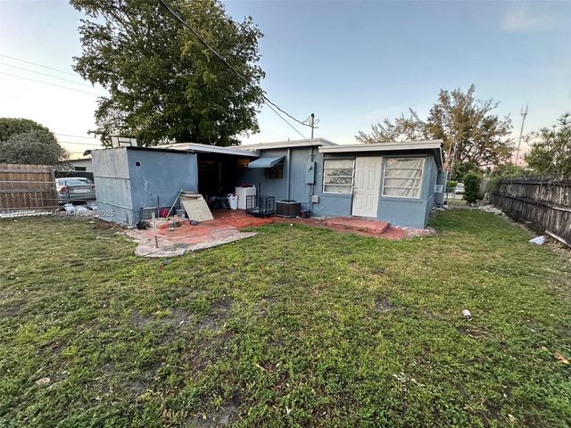 100 Virginia Rd, West Park, FL 33023