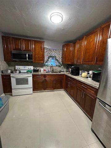 100 Virginia Rd, West Park, FL 33023