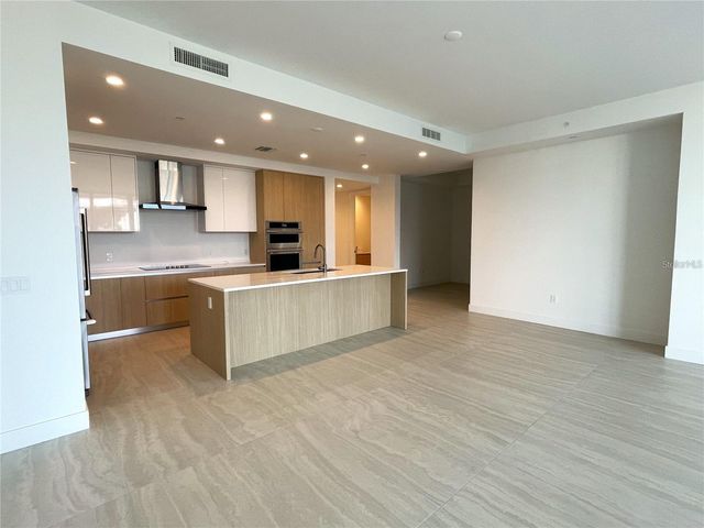 301 QUAY COMMONS 904, Sarasota, FL 34236