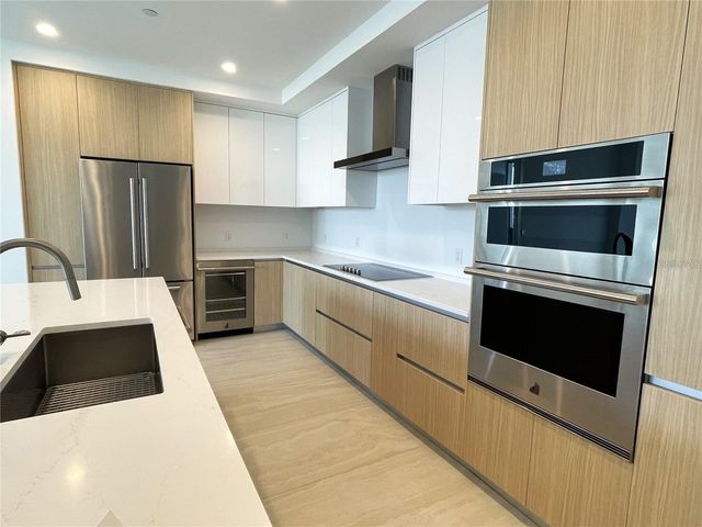 301 QUAY COMMONS 904, Sarasota, FL 34236