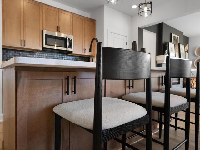 13761 Hollybrook Circle, Apple Valley, MN 55124