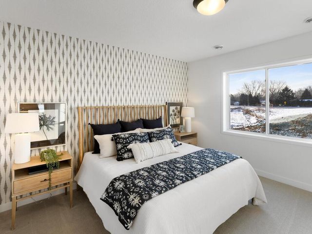 13761 Hollybrook Circle, Apple Valley, MN 55124