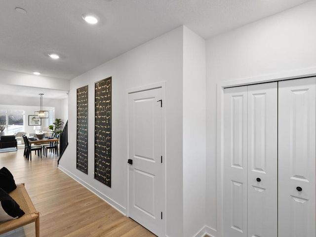 13761 Hollybrook Circle, Apple Valley, MN 55124