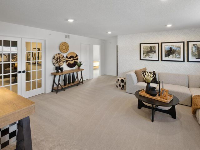 13761 Hollybrook Circle, Apple Valley, MN 55124