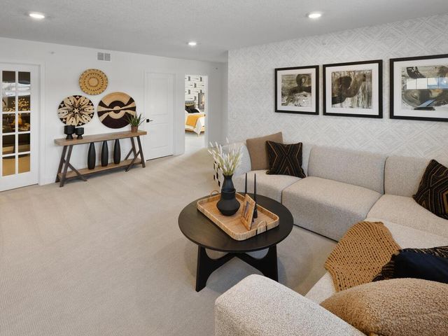 13761 Hollybrook Circle, Apple Valley, MN 55124